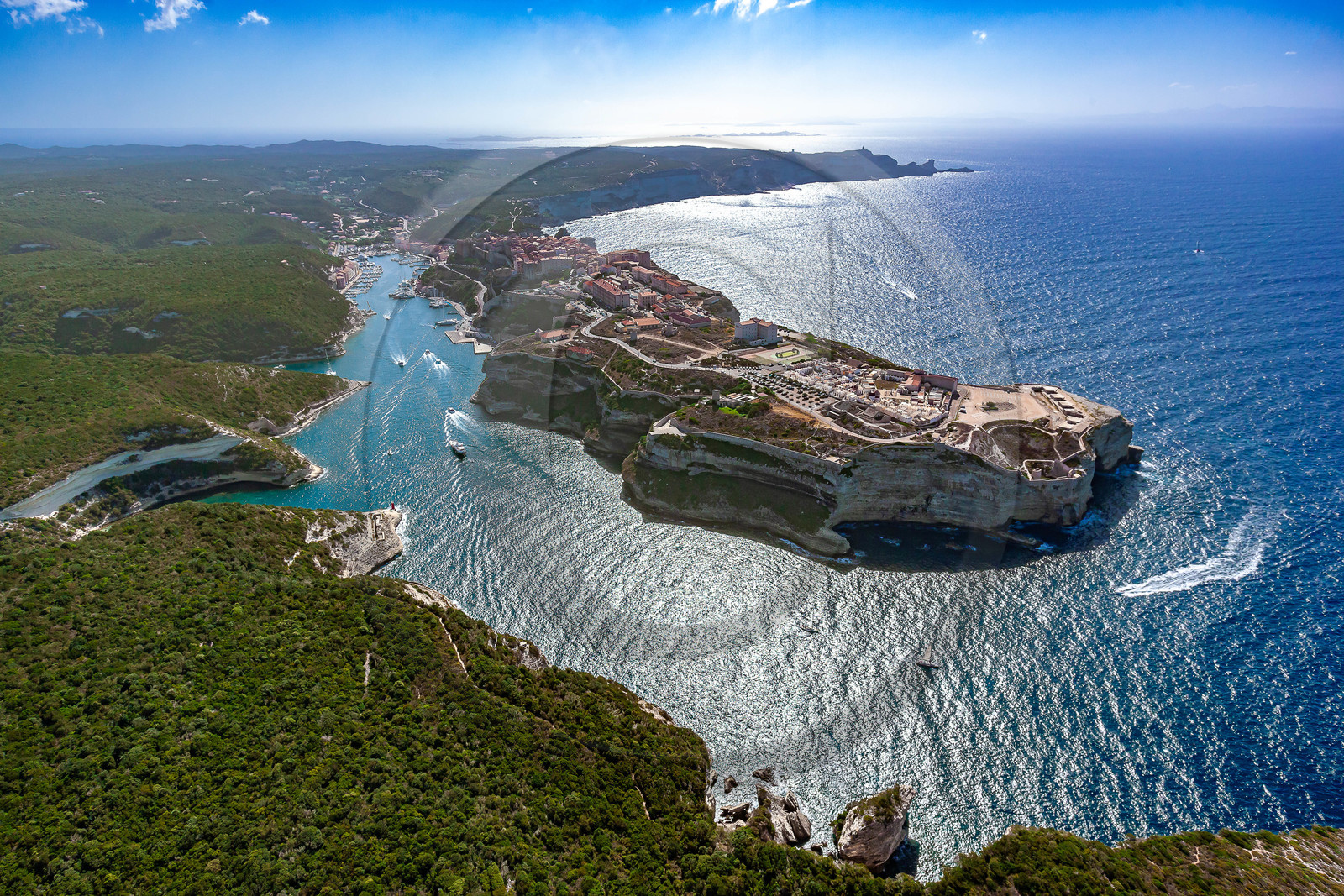 Bonifacio, falaises de calcaire