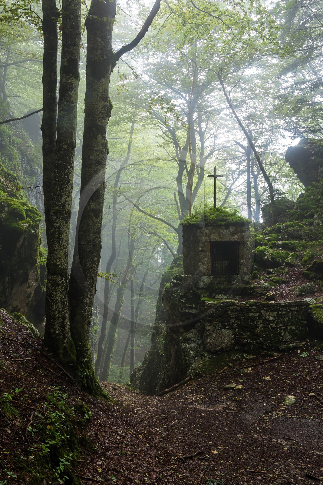 ENS de l'Isère, Les Ecouges, oratoire du passage du Versoud