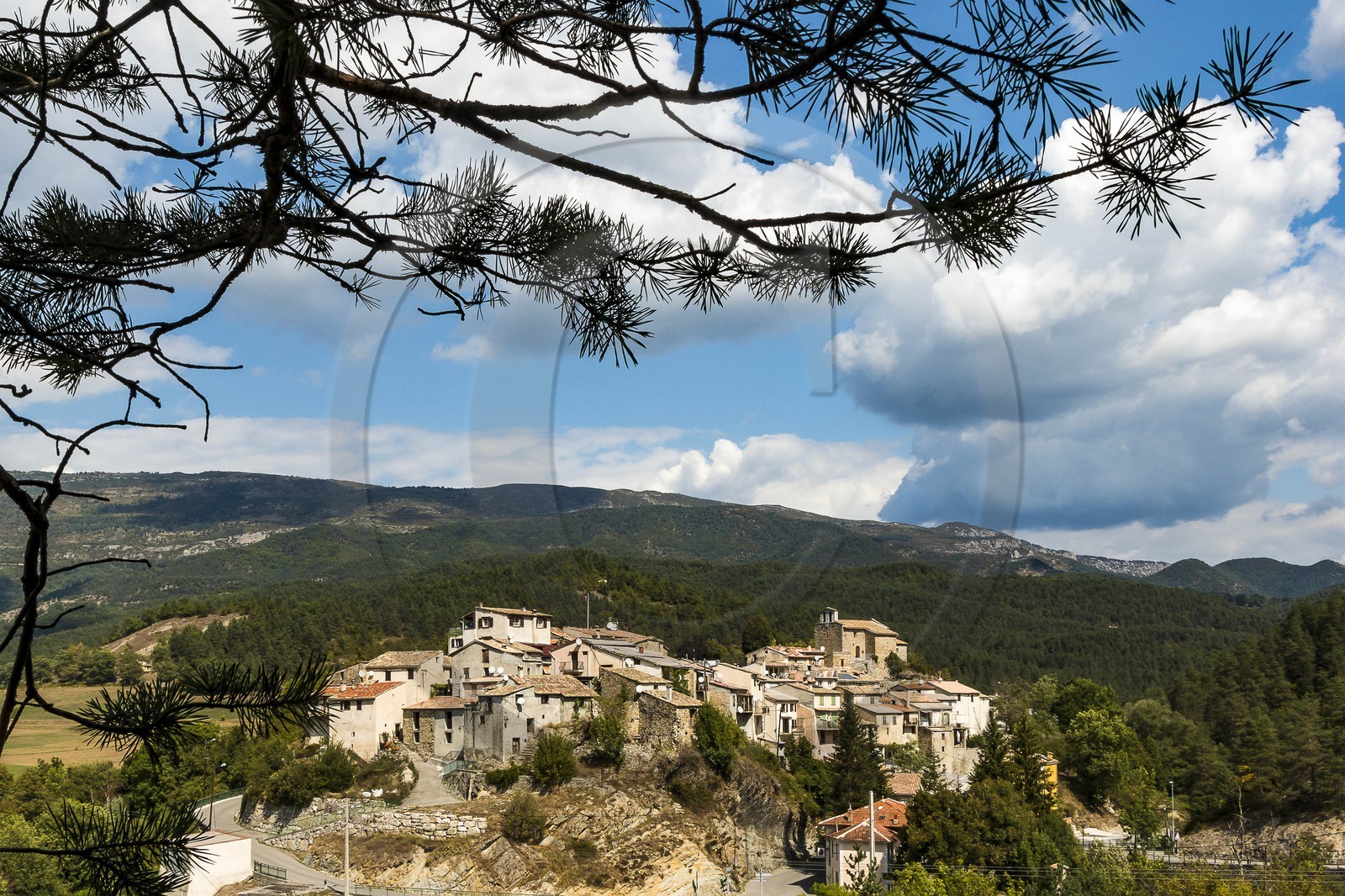 Estéron, Collongues