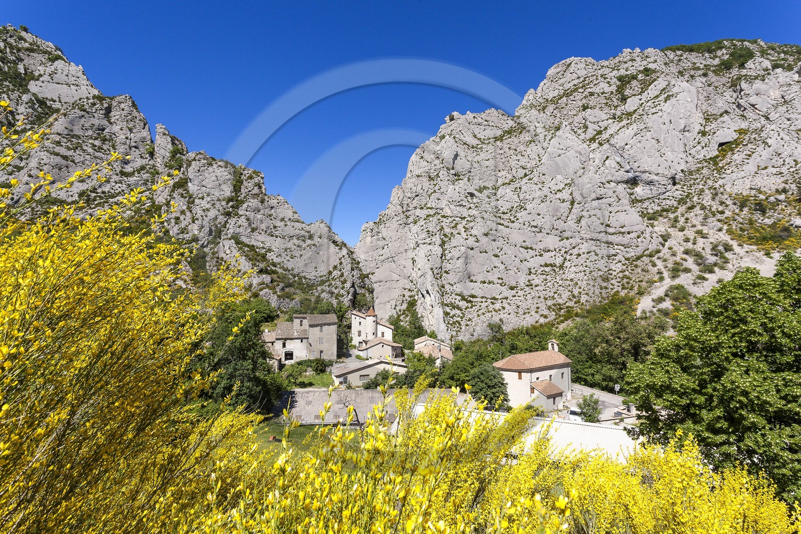 vallée du Buëch, village de Sigottier