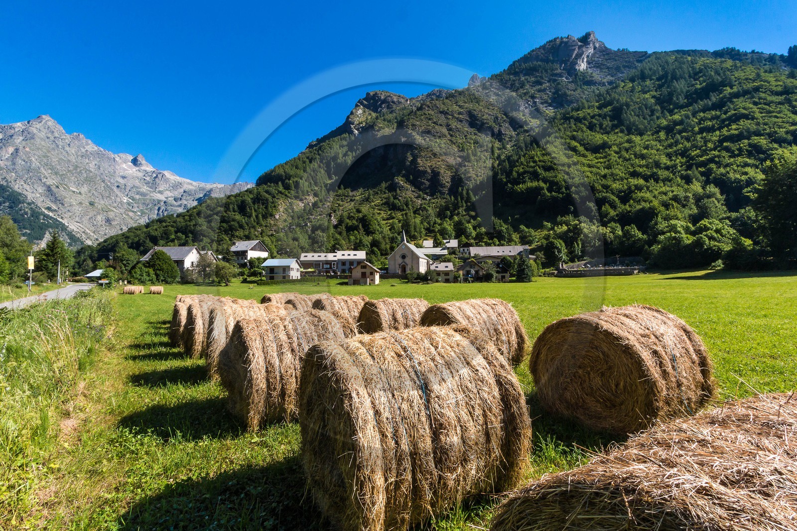 Vallée de Champoléon, Les Borels
