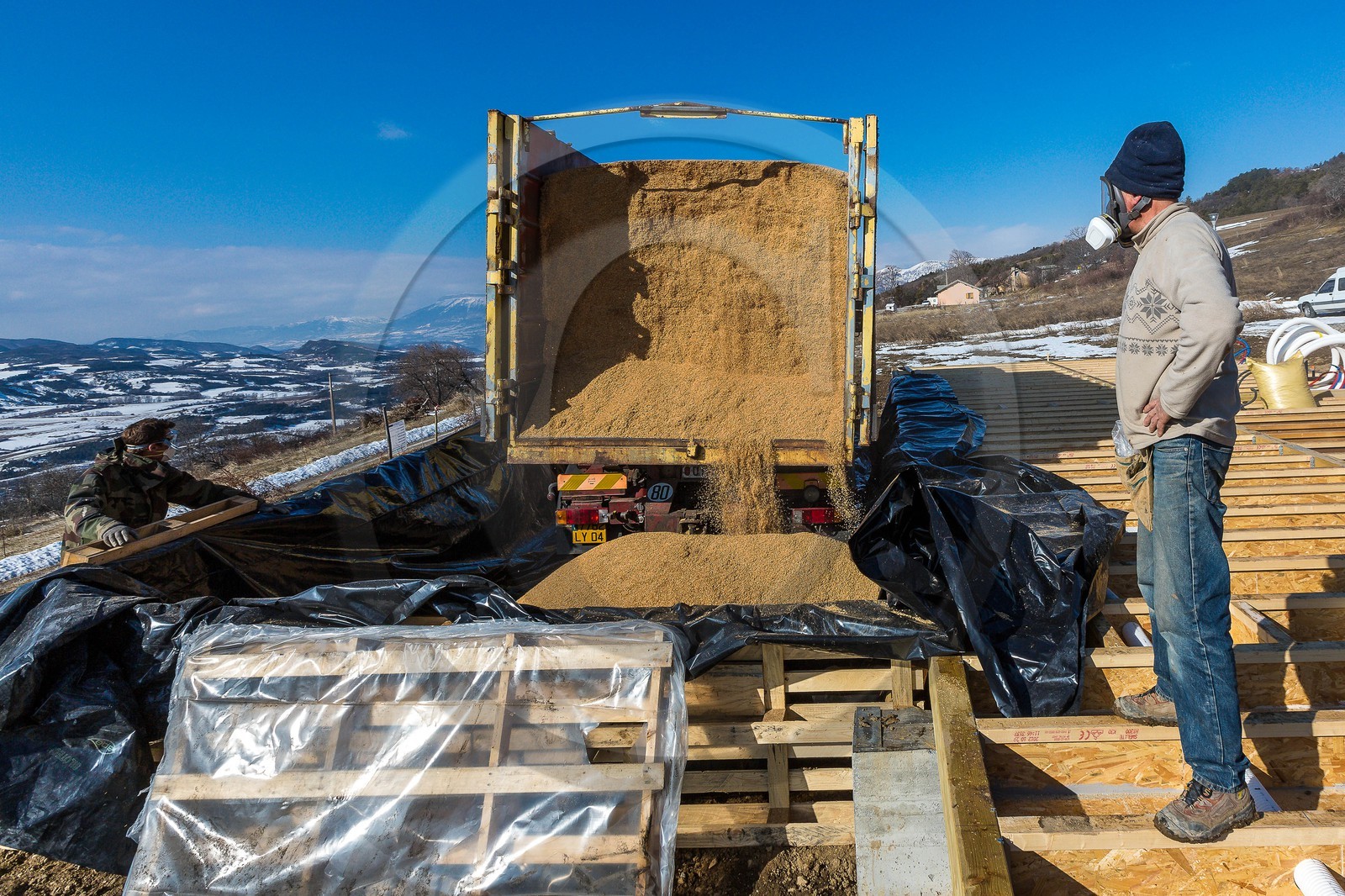 Constructeur de maison en paille