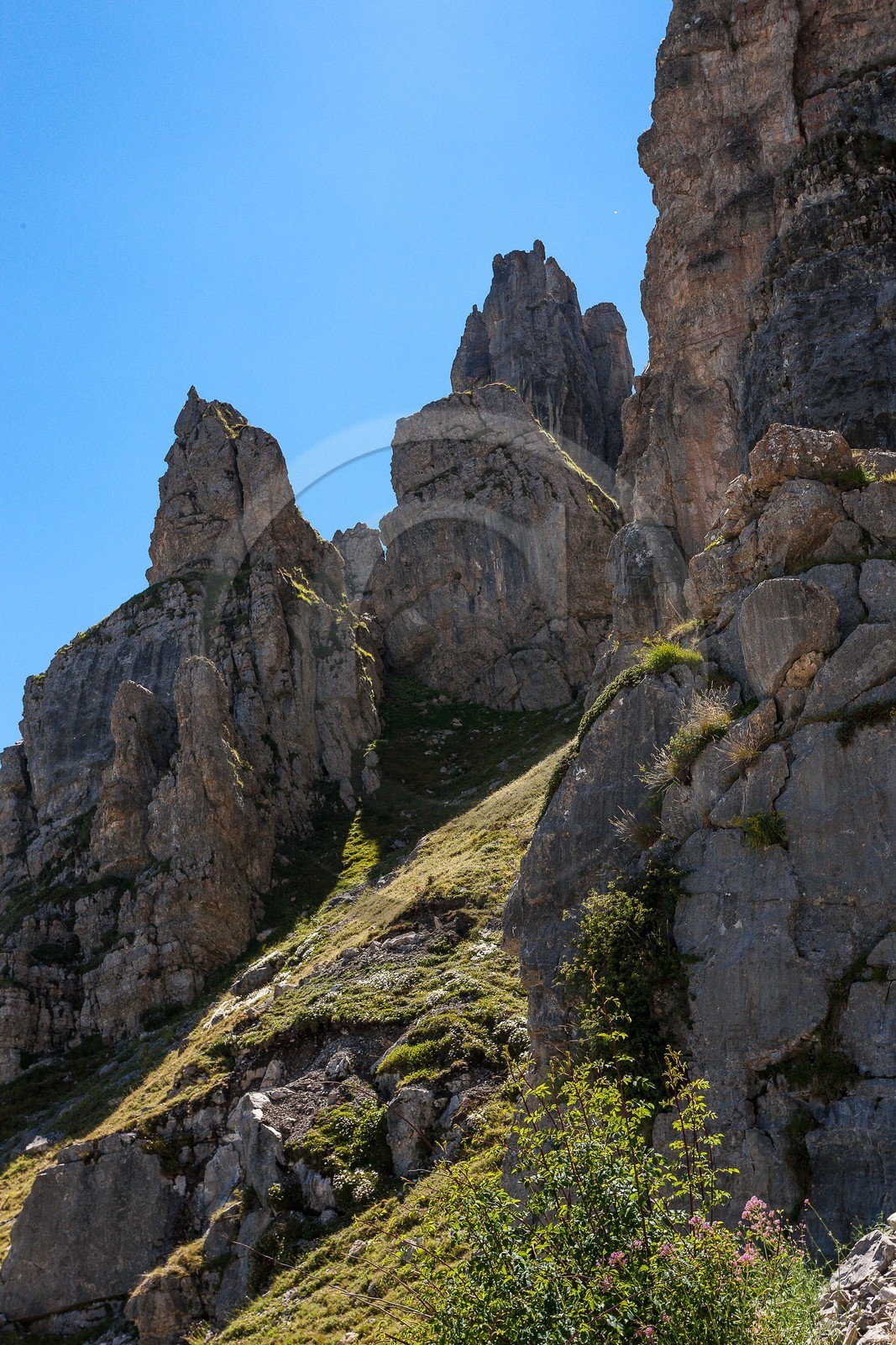 Pays de Serre-Ponçon, Réallon, randonnée vers les Aiguilles de Chabrières