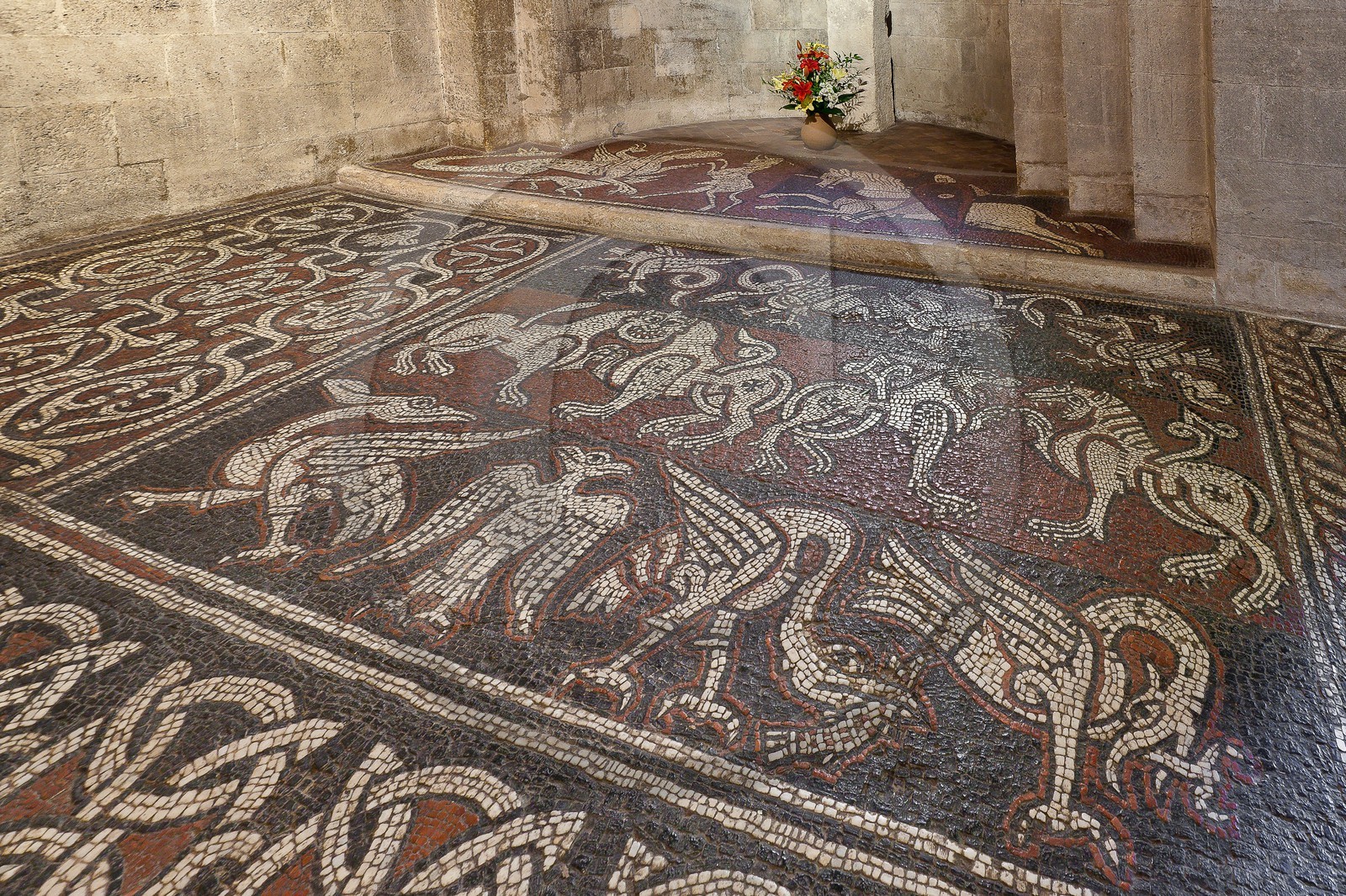 Prieuré Notre-Dame de Ganagobie,  les mosaïques, chef-d'œuvre de l'art roman