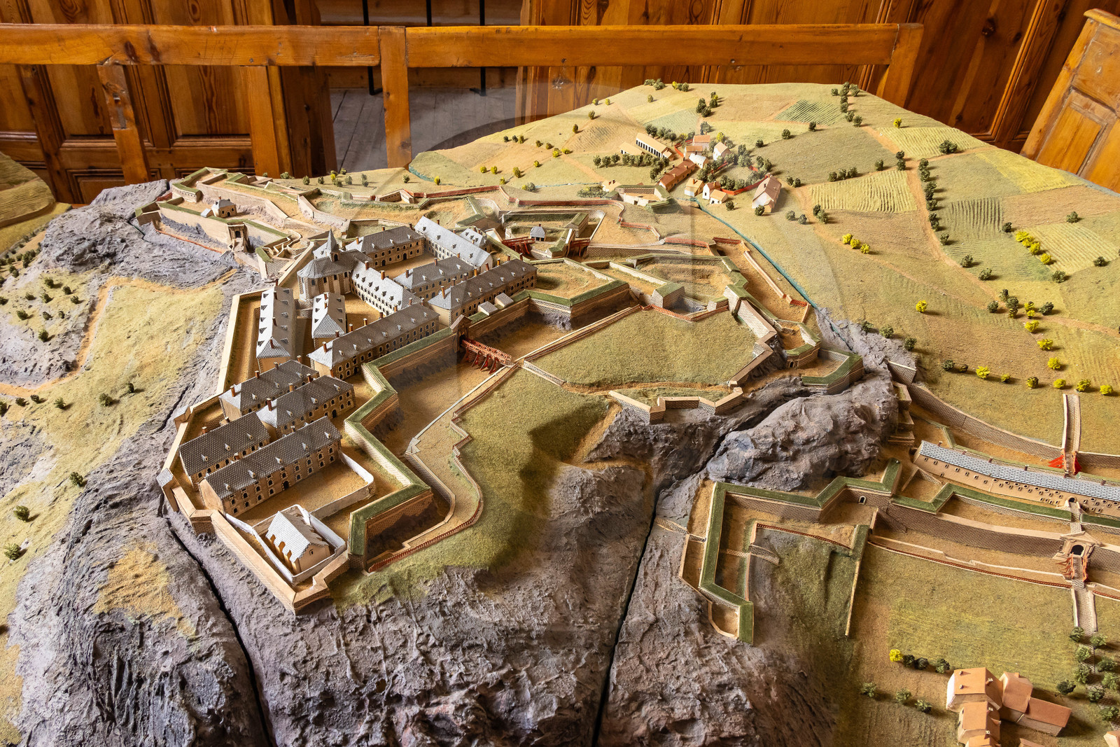 Copie du plan-relief de Briançon conservée dans la salle d’audience de l’ancien tribunal