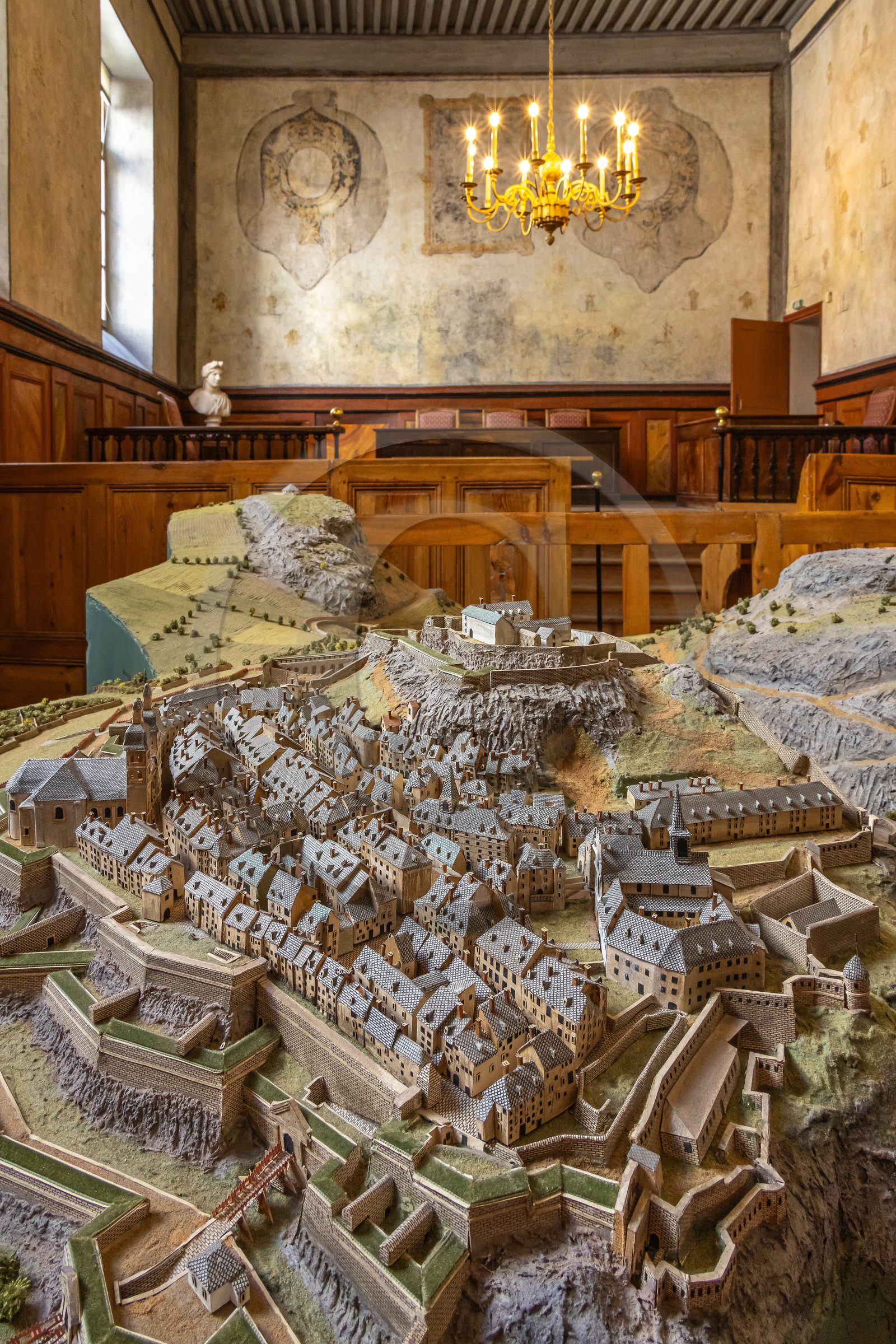 Copie du plan-relief de Briançon conservée dans la salle d’audience de l’ancien tribunal