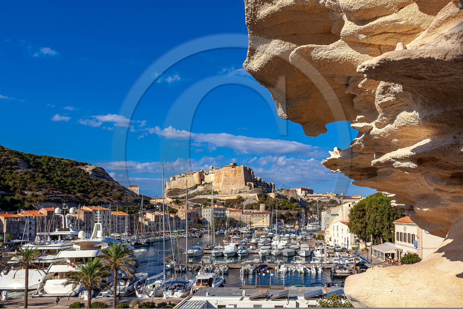 Bonifacio, la Citadelle et le port
