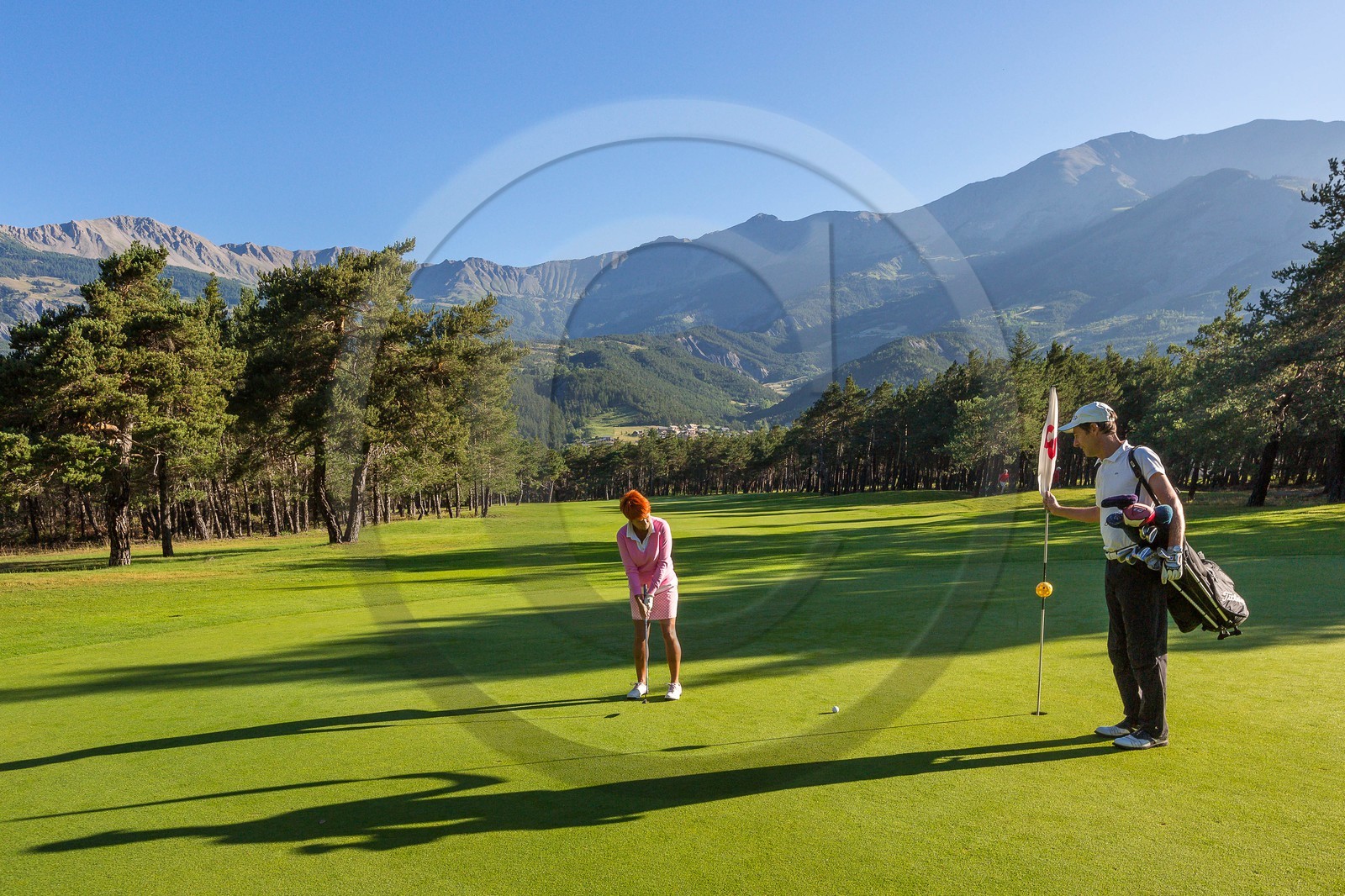 Barcelonnette, Golf de Bois-Chenu