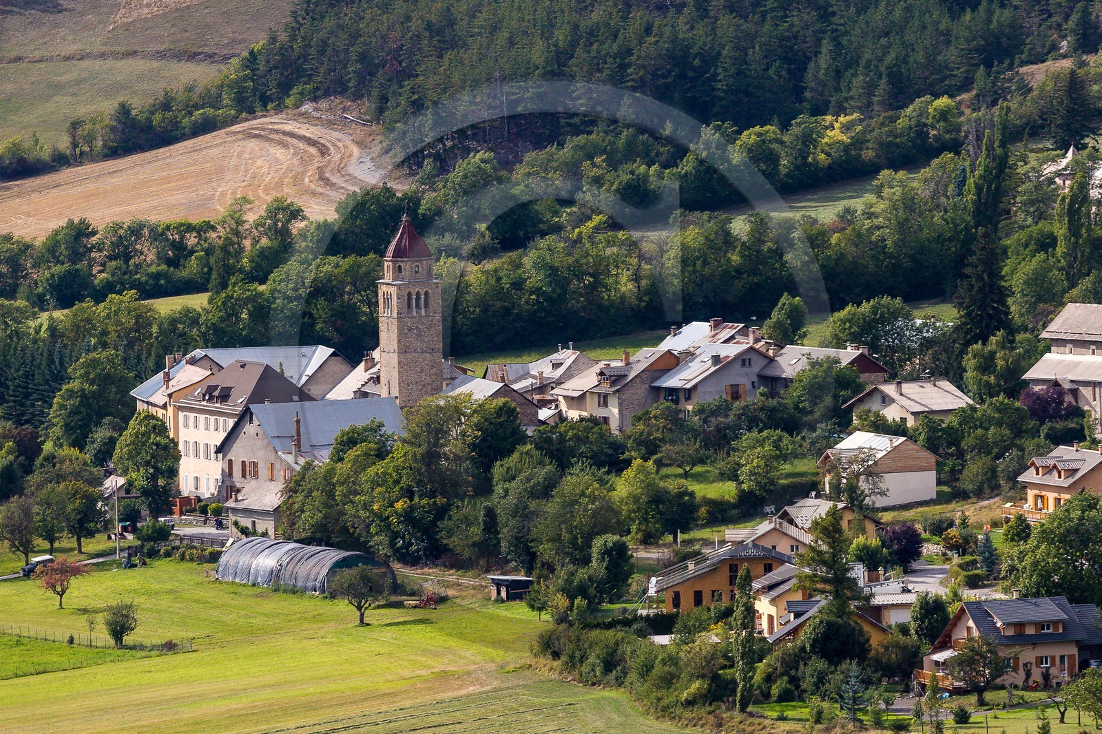 Faucon-de-Barcelonnette, tour de l'horloge