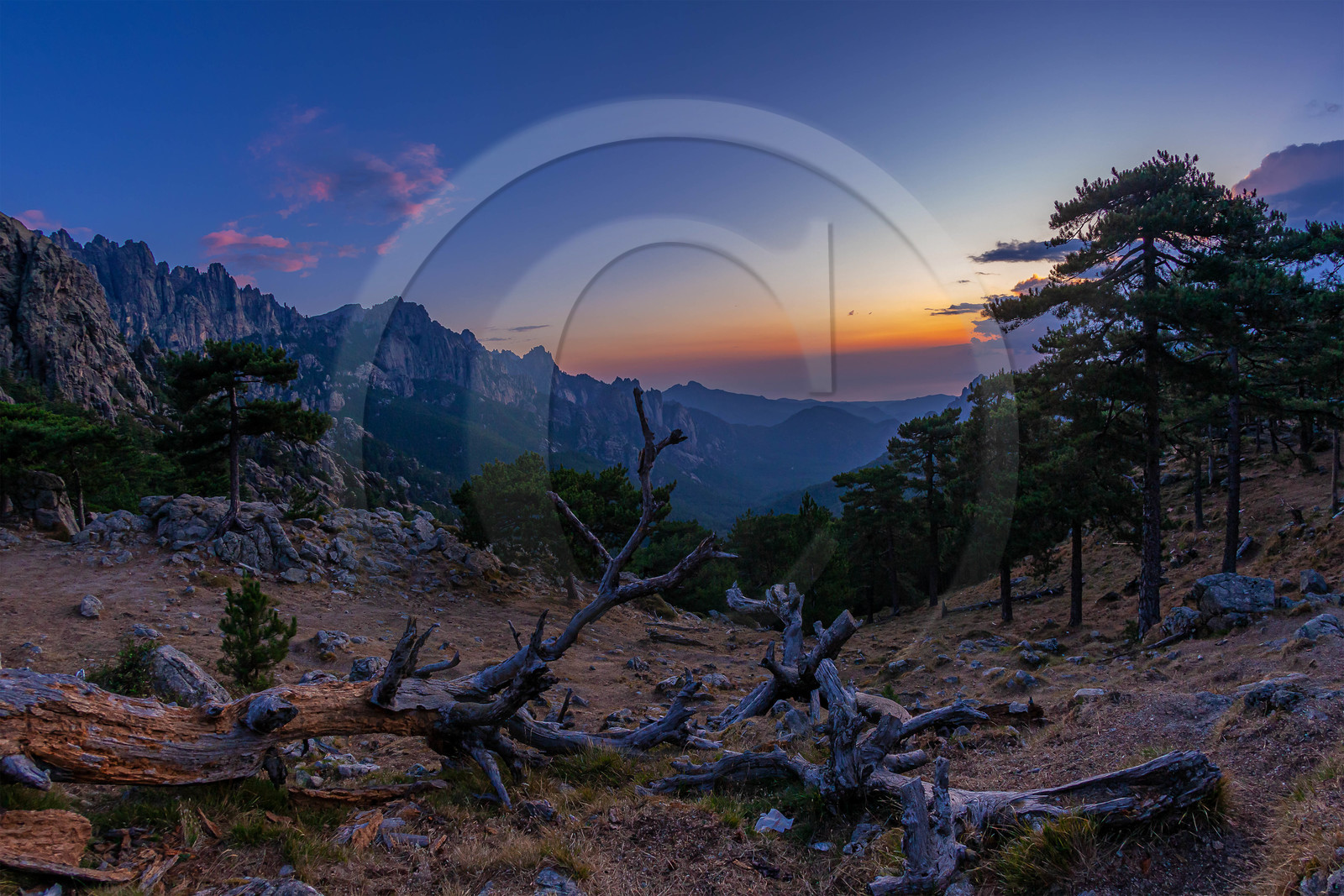 Les Aiguilles de Bavella (forchi di Bavedda )