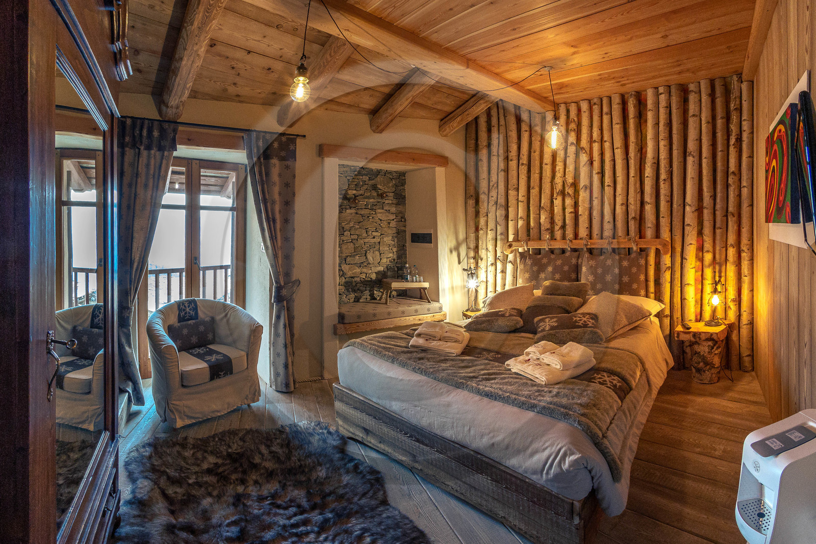 Elva, Le Colonne Resort