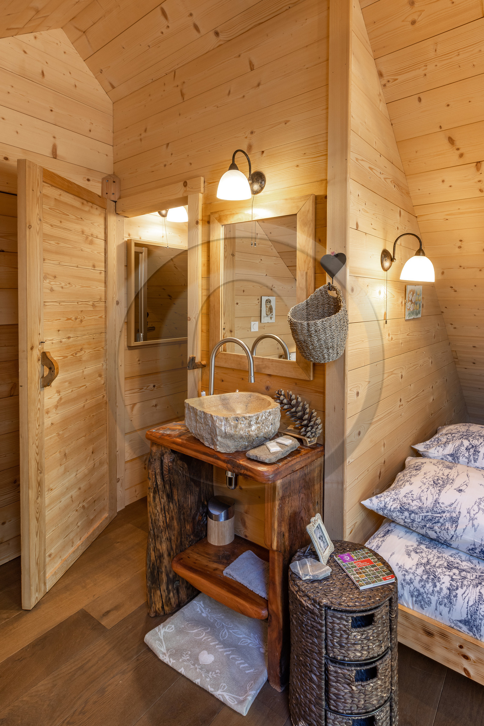 L'Ecrin de Violette, Chambres et table d'hôtes