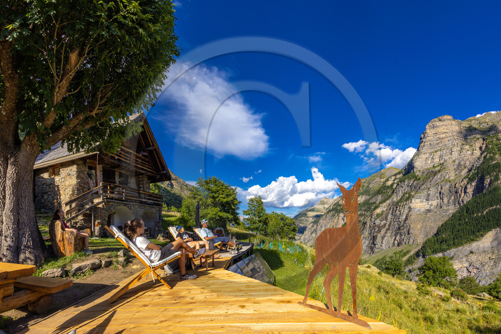 Chambres d'Hôtes l'Ecrin de Violette