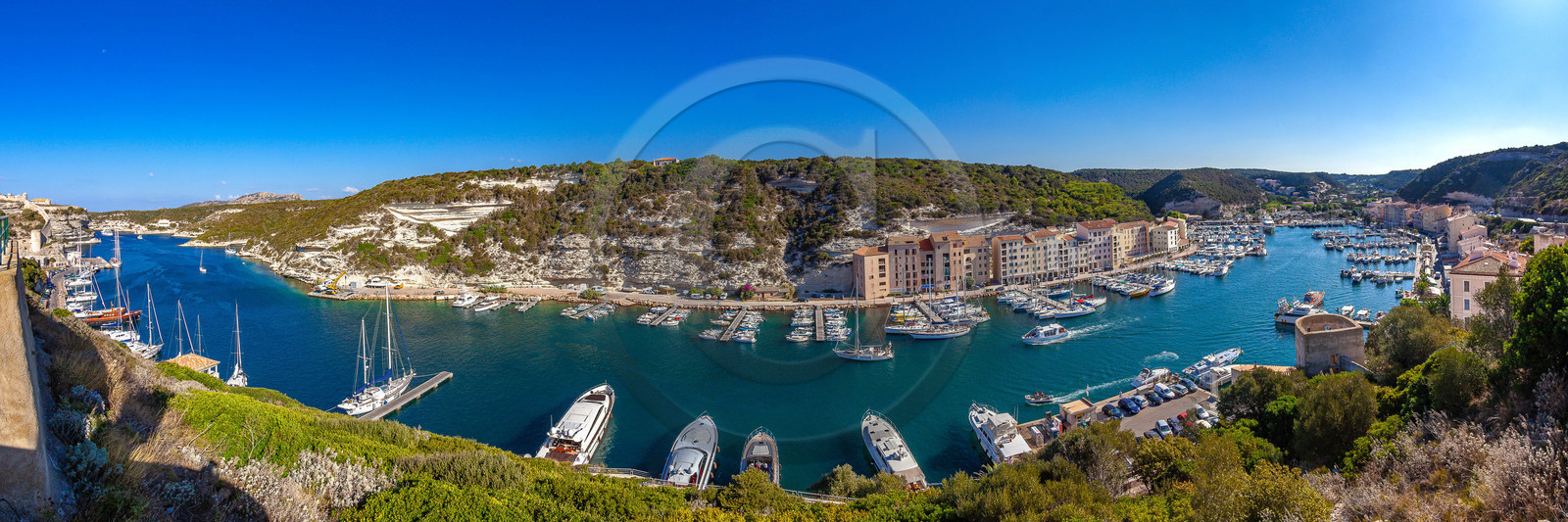 Bonifacio, le port