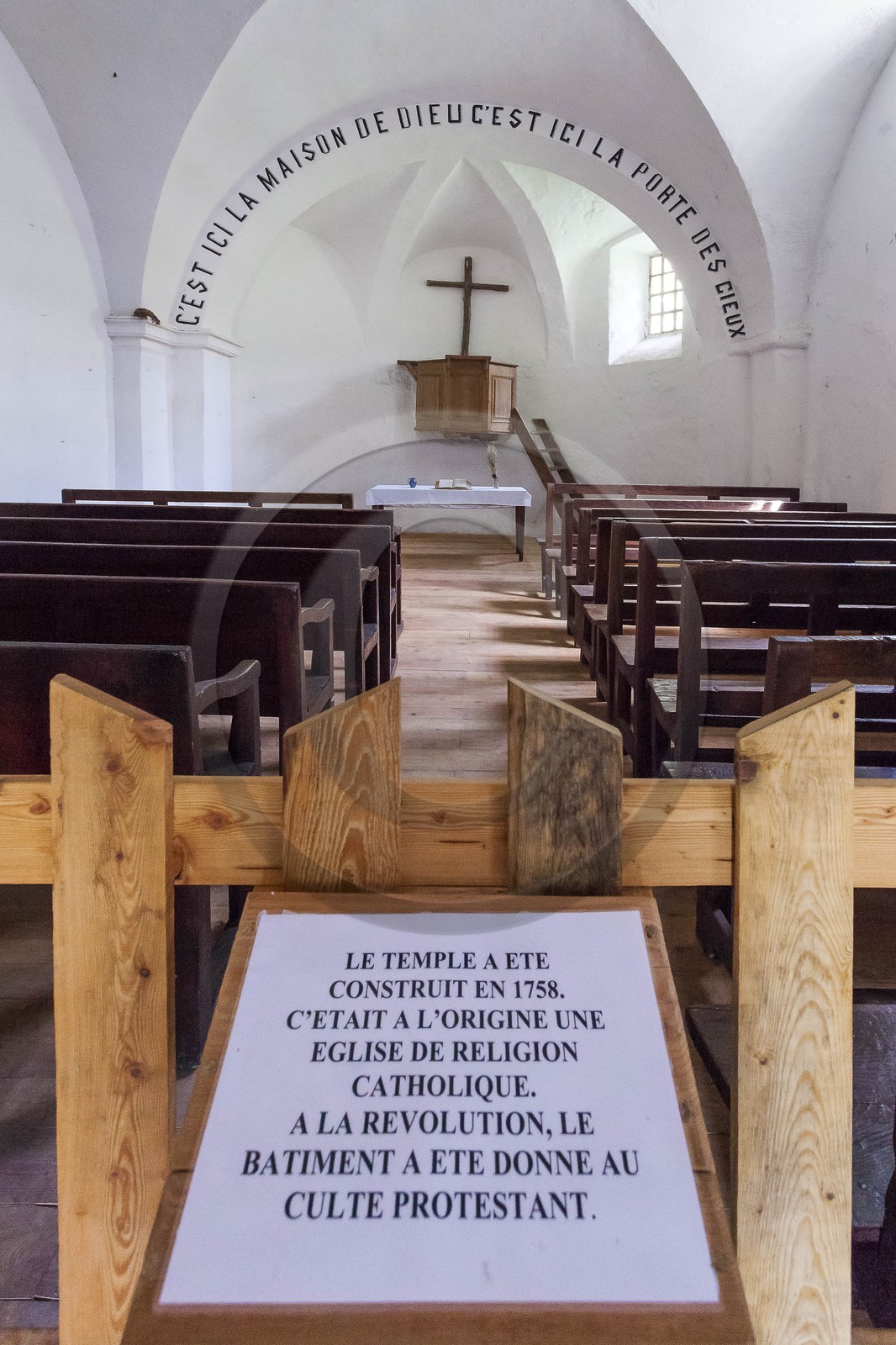 Parc national des Ecrins, village de Dormillouse , le temple