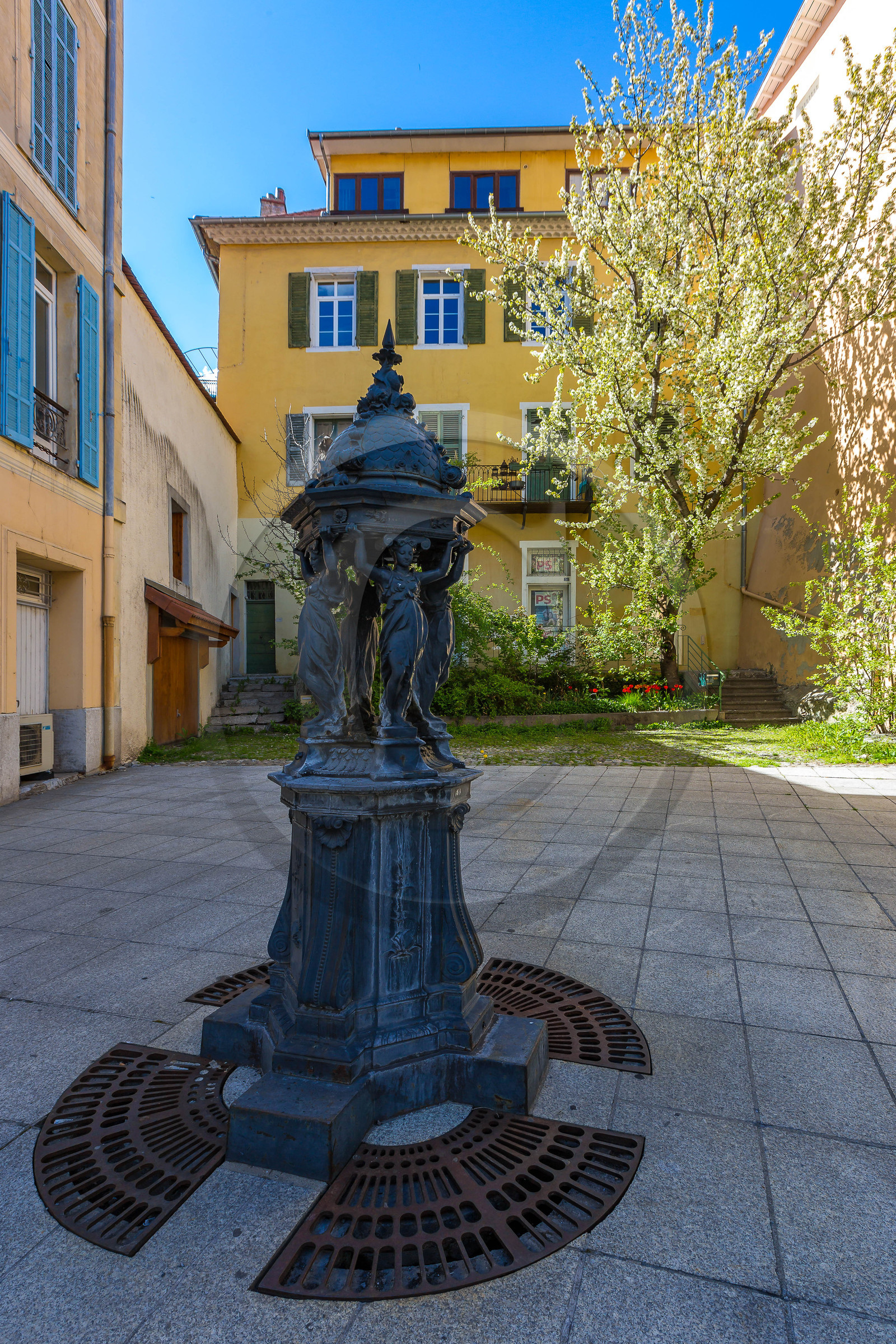 Gap, fontaine Wallace