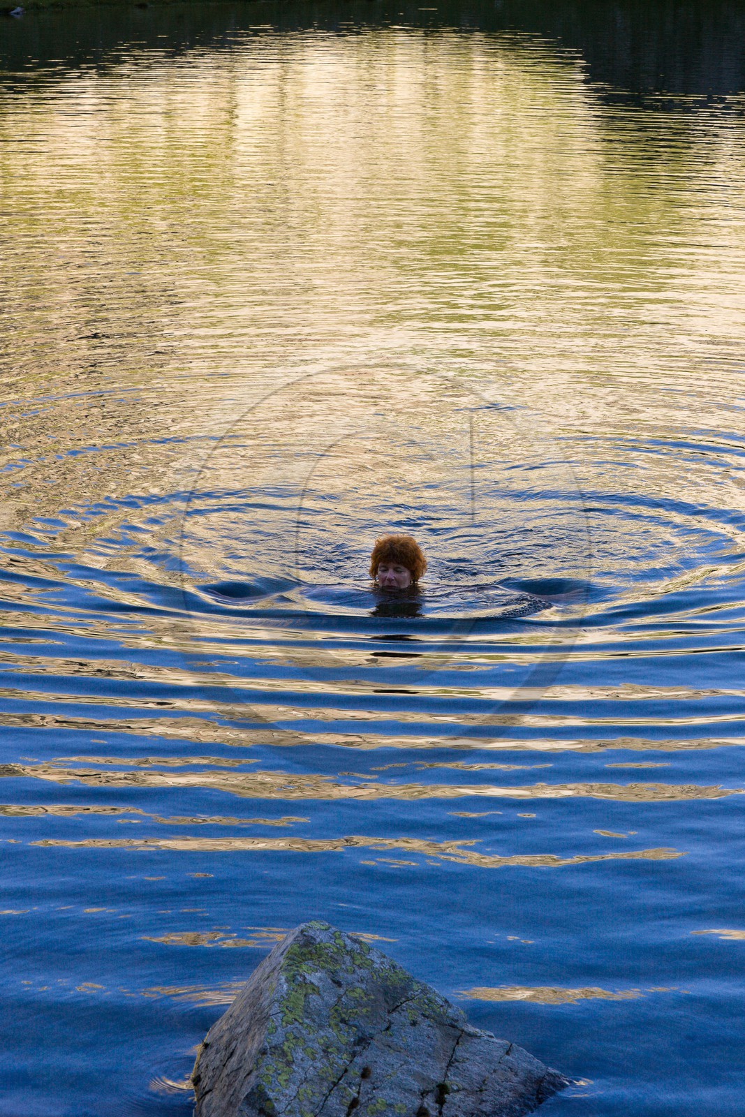 Baignade au lac de Cebeyras