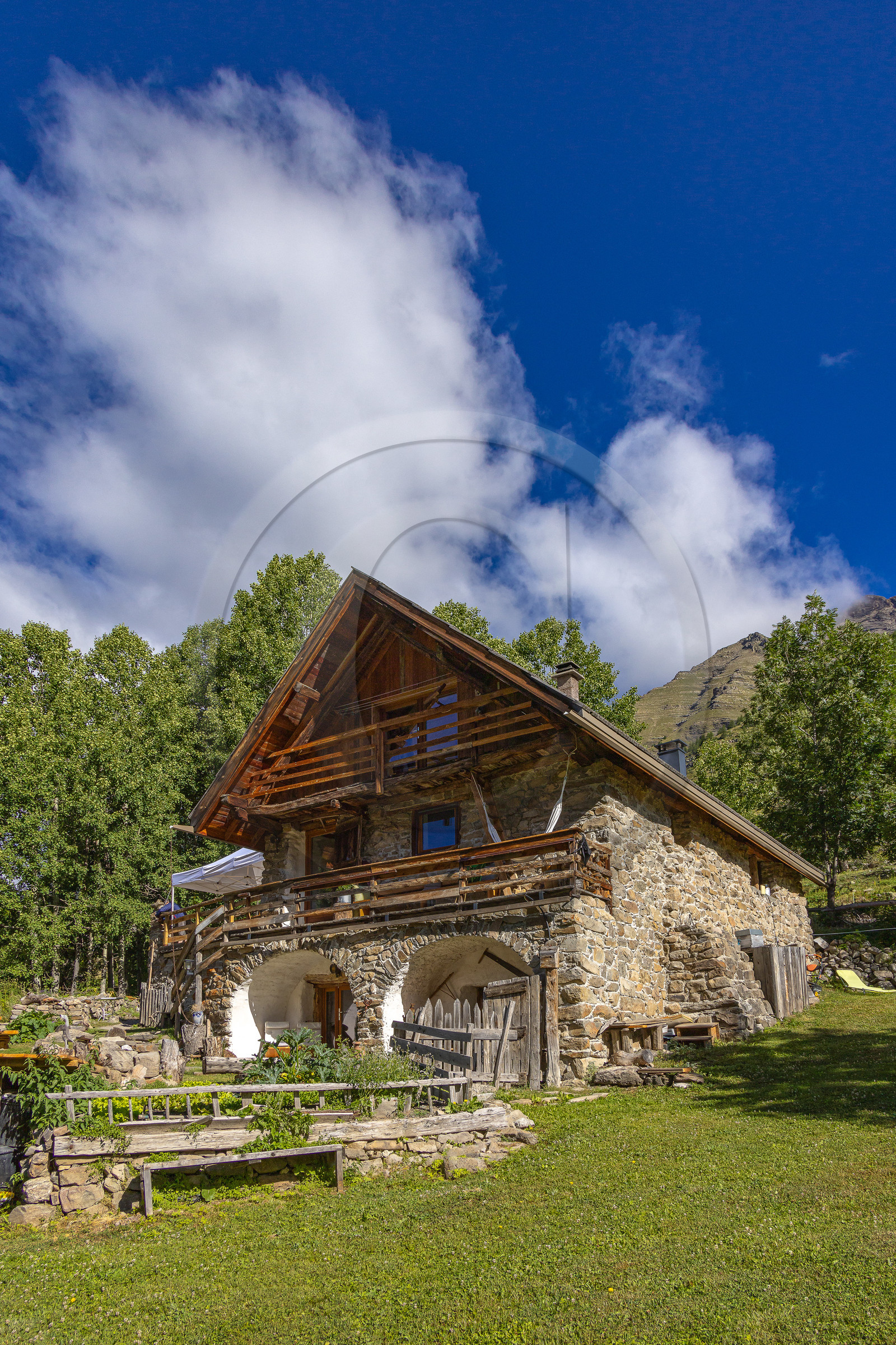 L'Ecrin de Violette, Chambres et table d'hôtes