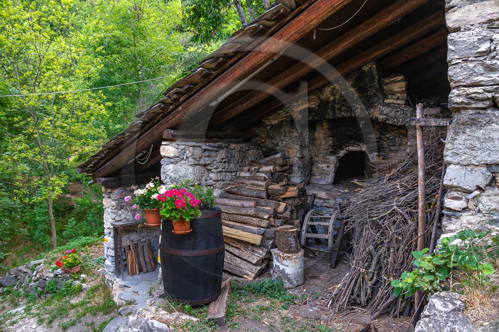 Valle Maira, Macra, Camoglieres