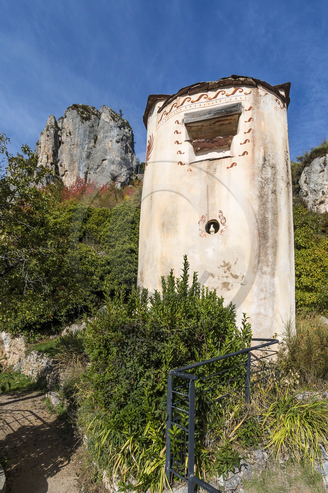 Vallée de la Tinée, Roubion,  le pigeonnier