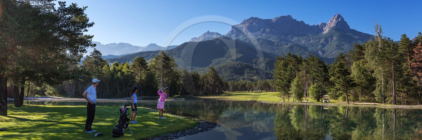 Barcelonnette, Golf de Bois-Chenu