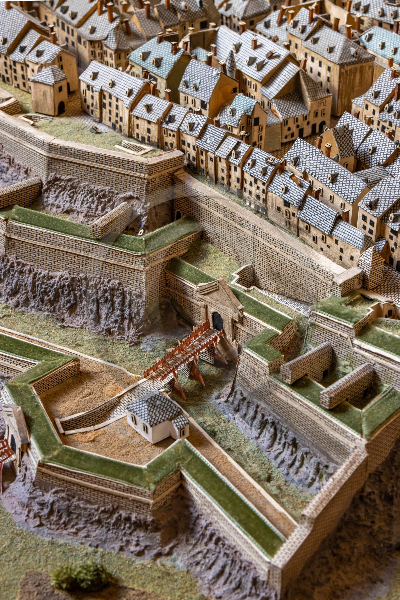 Copie du plan-relief de Briançon conservée dans la salle d’audience de l’ancien tribunal