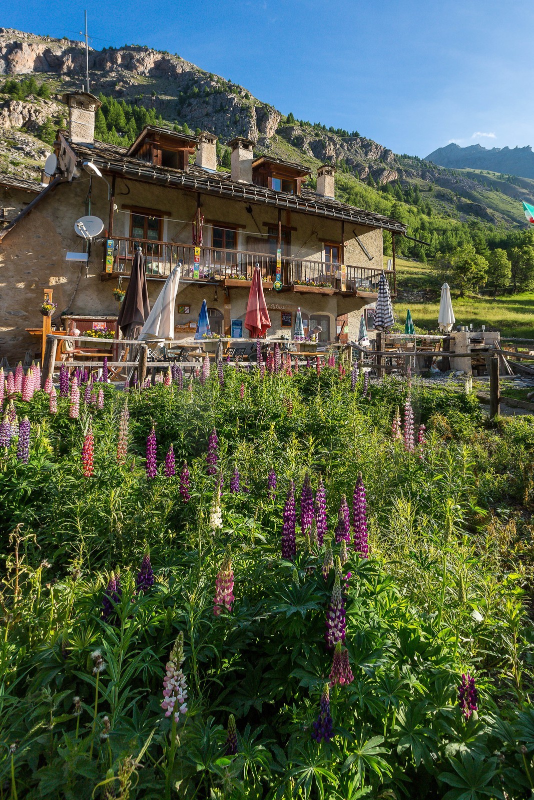 Saint-Paul-sur-Ubaye, hameau  Maljasset, Gîte Auberge de la Cure