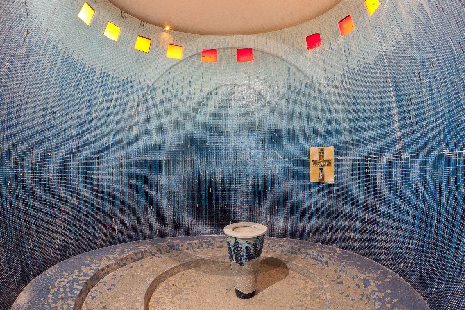 Le baptistère de l'église de Savines-Le-Lac