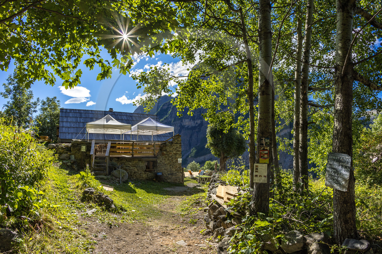 L'Ecrin de Violette, Chambres et table d'hôtes