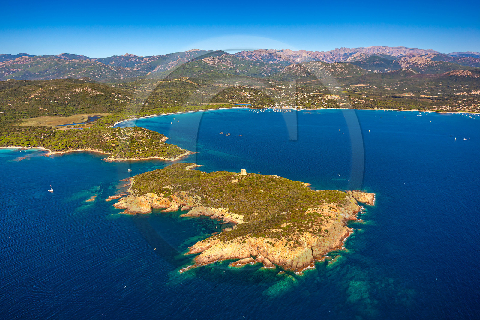 Golfe de Pinarellu, Capu di Fora,