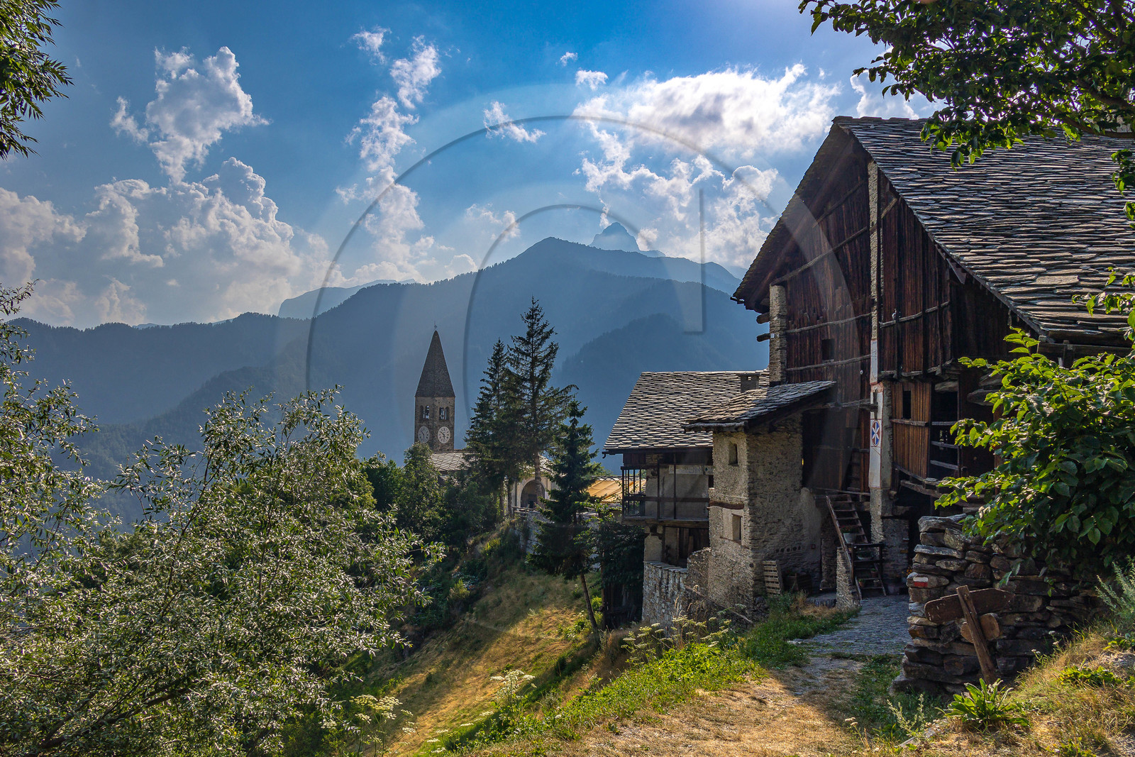 Elva, Chiesa di Santa Maria Assunta et Museo di Pels - Musée du cheveu