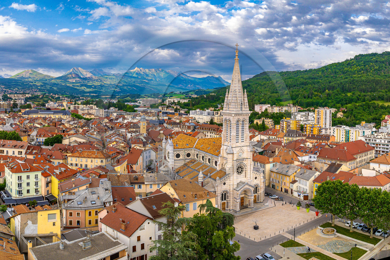 Gap, Cathédrale Notre-Dame et Saint-Arnoux