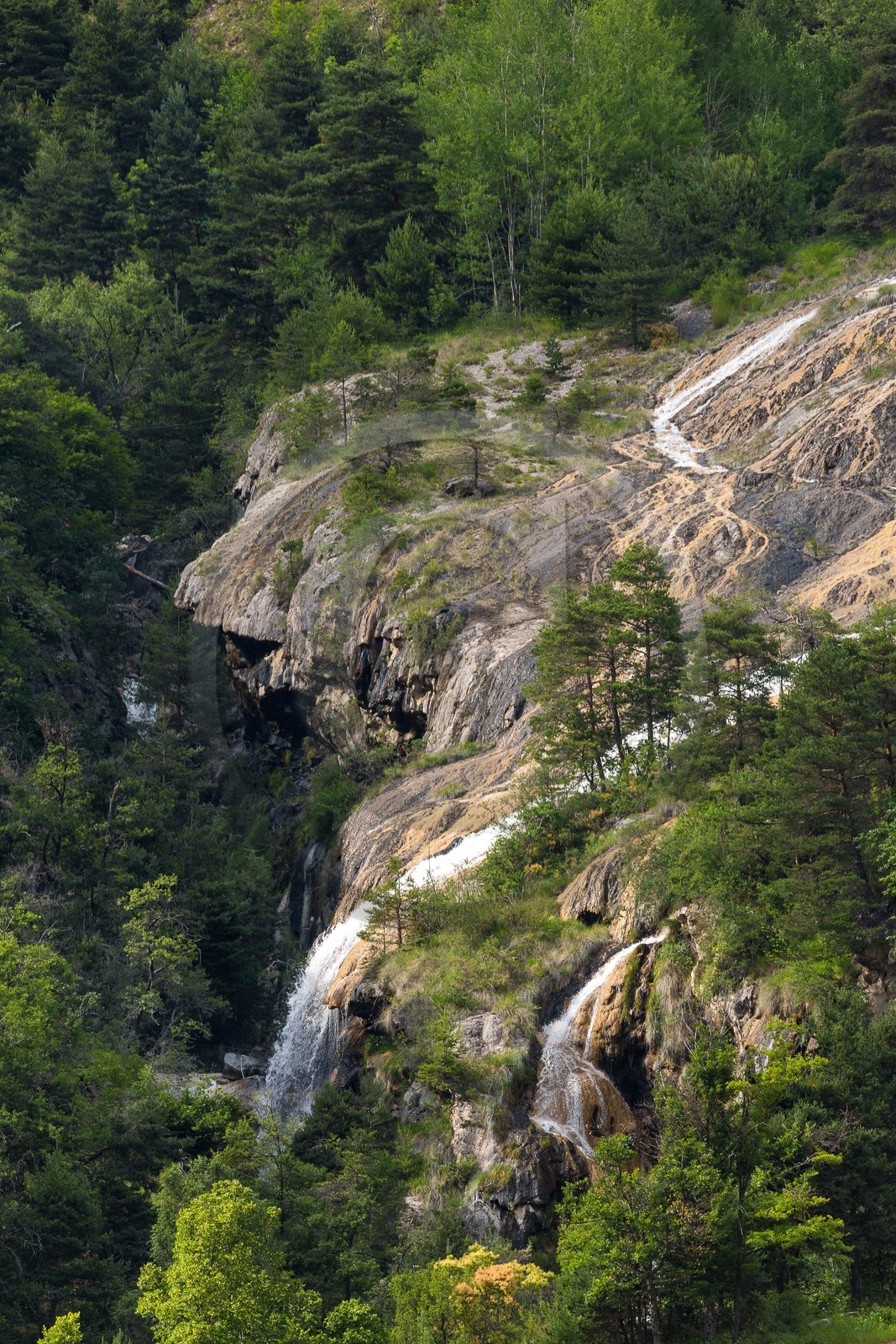 Lauzet-sur-Ubaye, vallon de Costeplane, Cascade de Costeplane