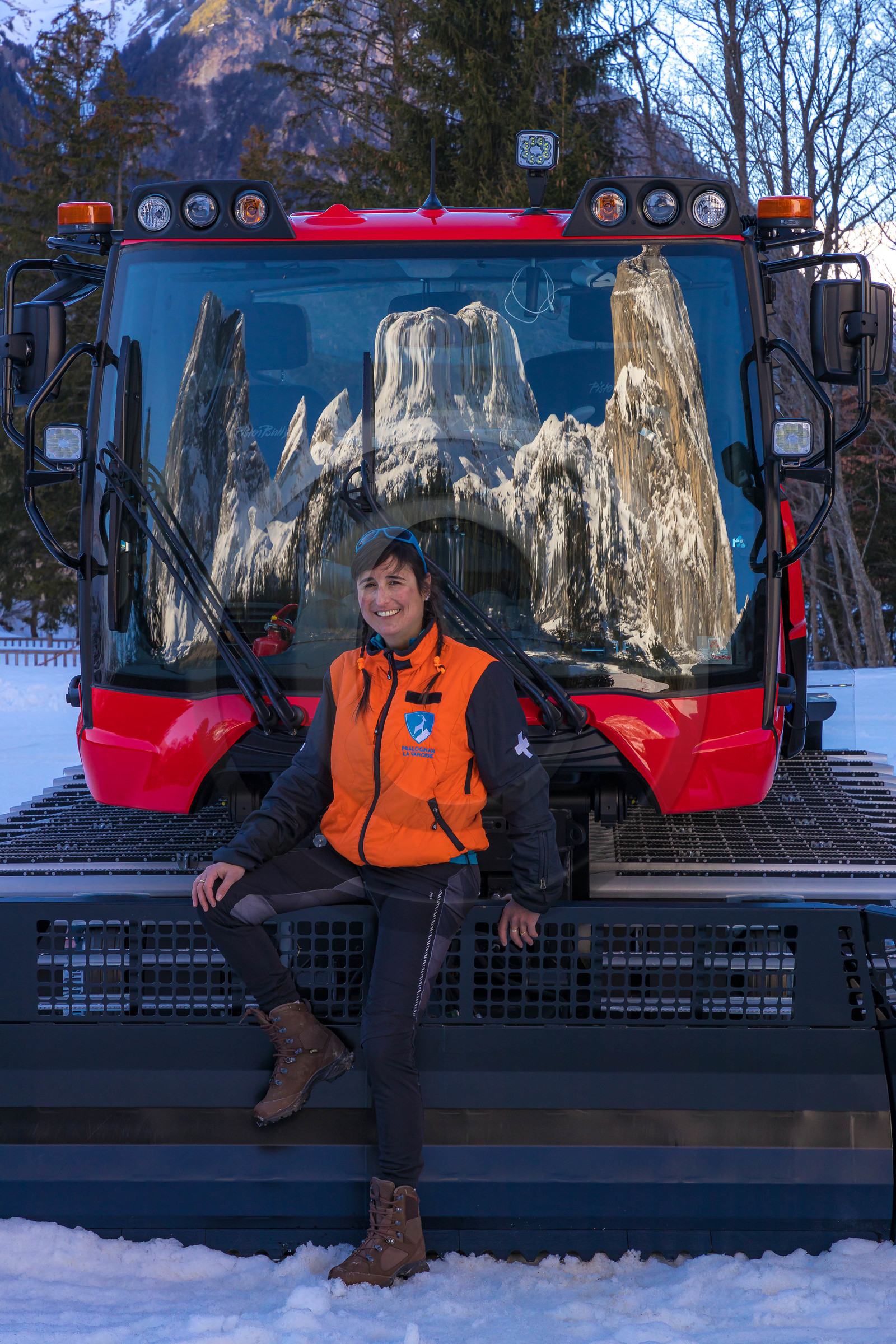 Aurélia, pisteuse-dameuse du domaine nordique