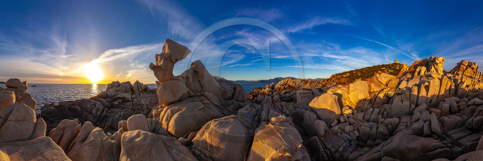 Tour génoise de Campomoro et taffoni